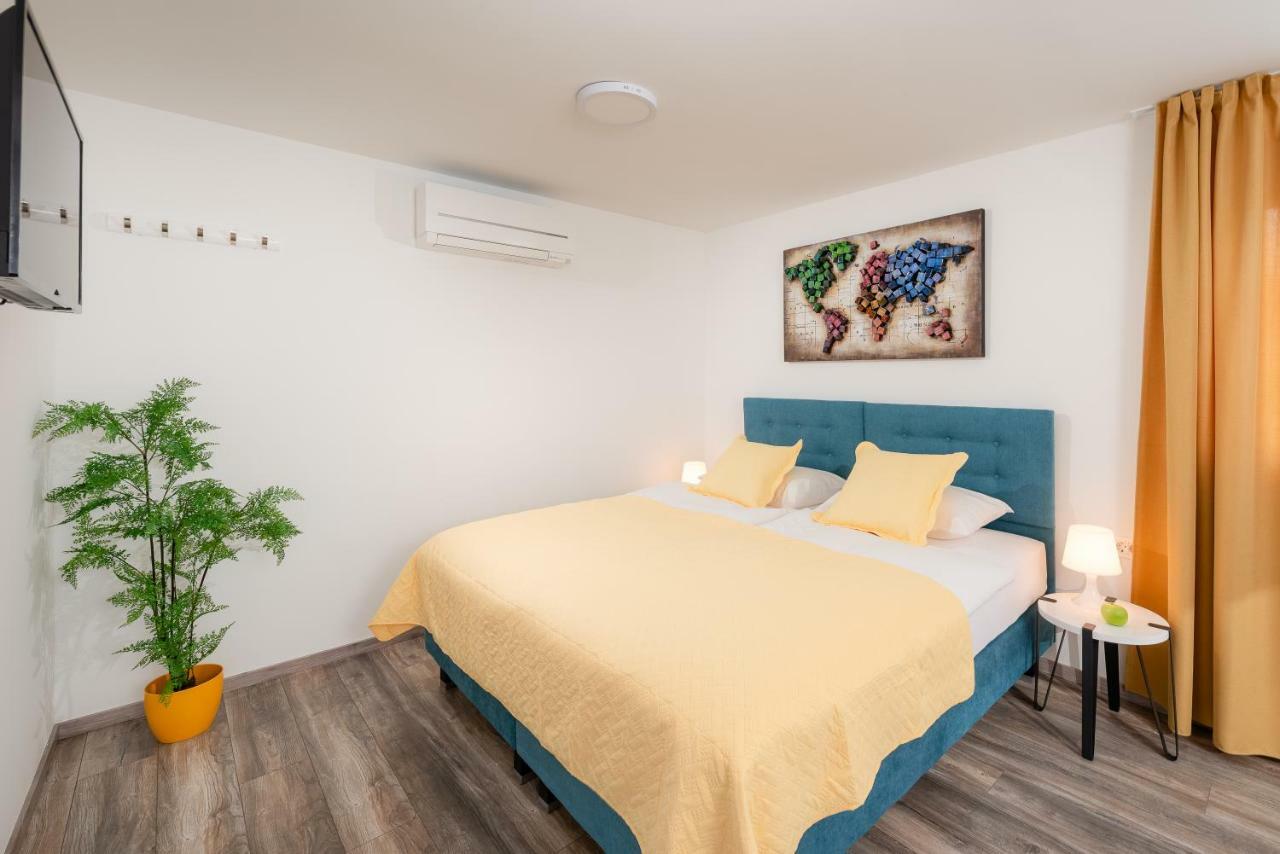 Rooms L17 Split Bagian luar foto